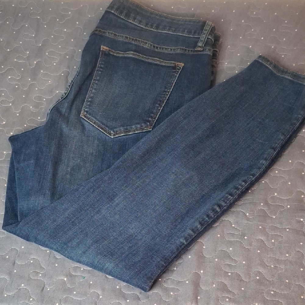 Gap Curvy True Skiiny Jeans size 33